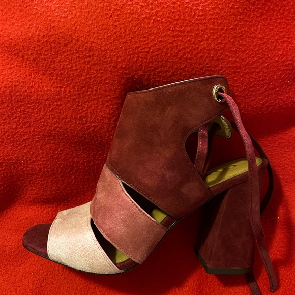 Coach Tri Color Block Hill Sandals - Picture 5 of 8